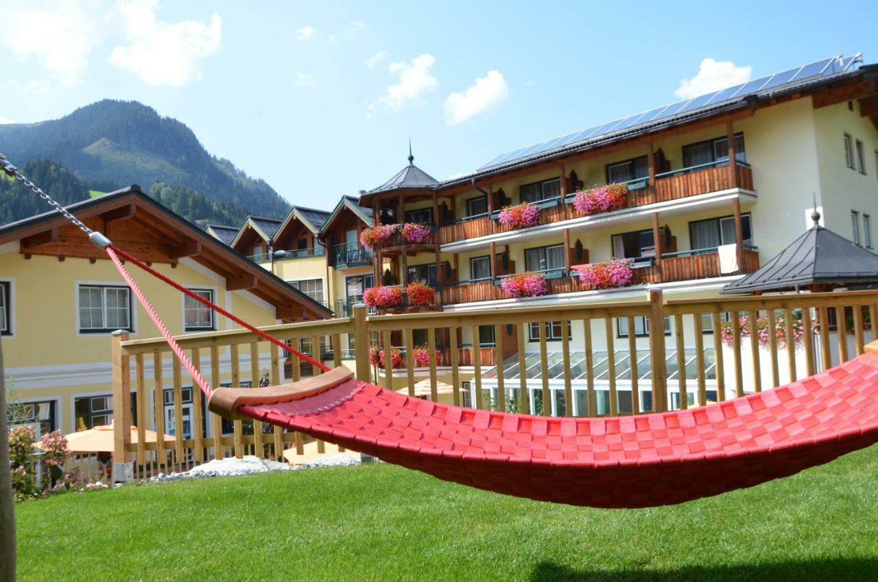 Hotel Guggenberger Kleinarl Buitenkant foto